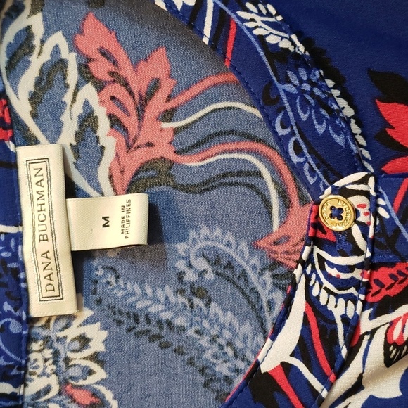 Dana Buchman short sleeve button-up top, medium - Picture 3 of 6